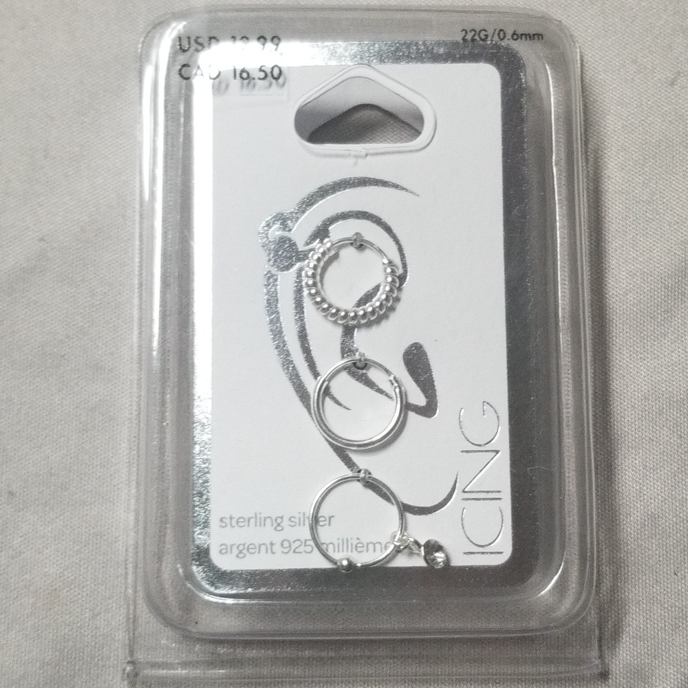 BRAND NEW cartelidge earring set!!